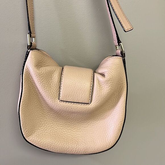 Kate Spade New York Healy Lane Lawrie Leather Adjustable Shoulder Magnetic Bag - Picture 9 of 16